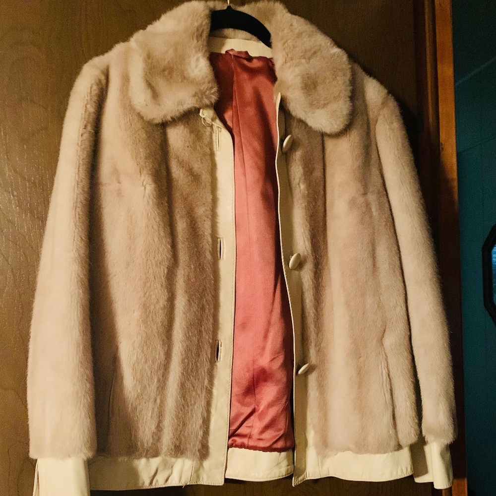 LEATHER & TISSAVEL JACKET